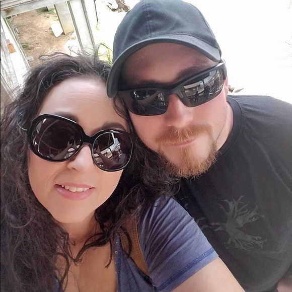 Meet your Posher, Vanessa - Picture 1 of 1